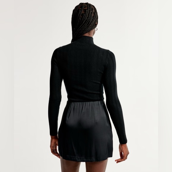 Abercrombie Sweater - Picture 2 of 4